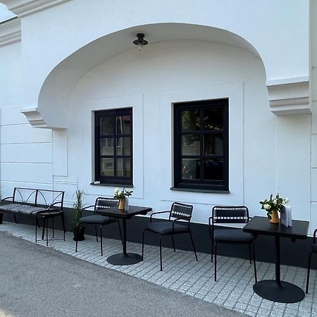 Hotel Haus Karlich à Trausdorf an der Wulka Extérieur photo